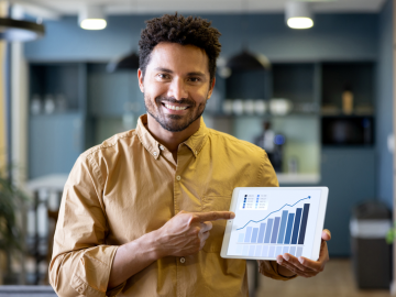 QuinStreet’s 2026 Outlook: AI-Driven Marketing Platform Sees Strong Revenue Growth